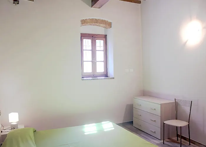 Pozzo Vecchio كابوليفيري